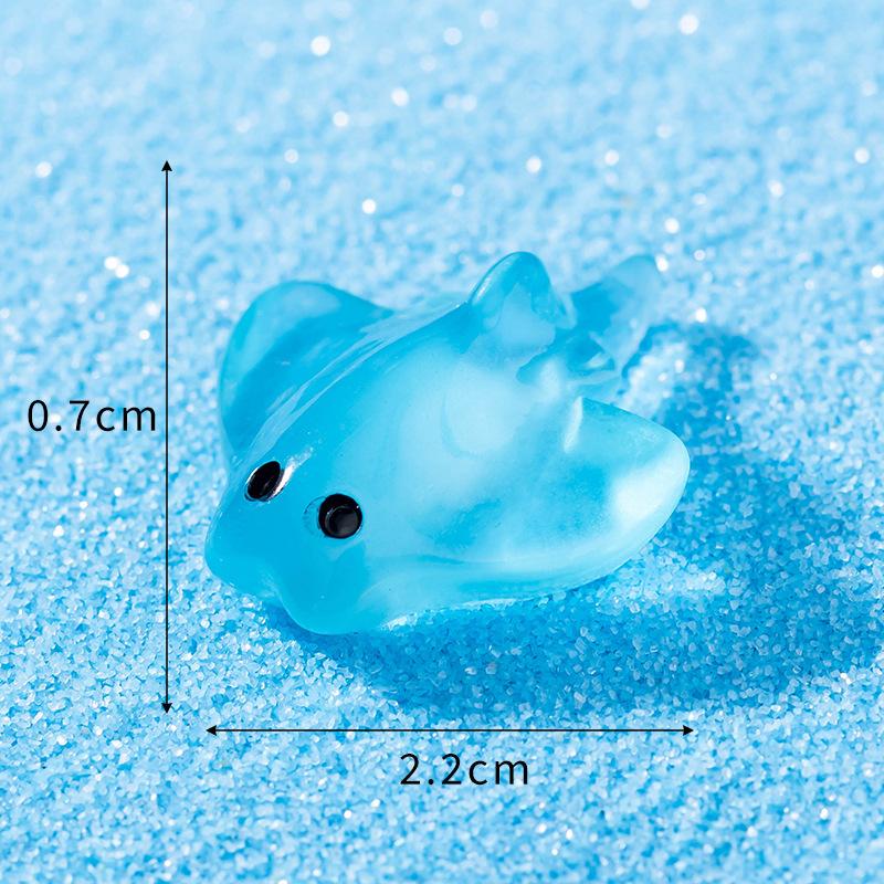 Микропейзаж Светящиеся в темноте манты Морские животные Смола Прозрачный Виджет Аквариум Рыбка Украшения Виджет Luminous devil fish 10pcs синий