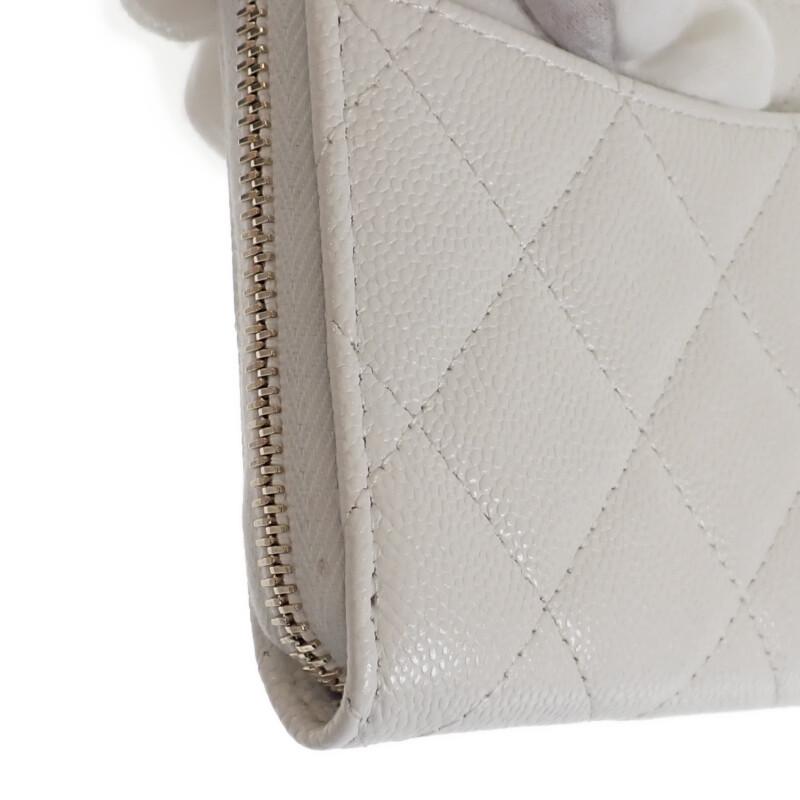 CHANEL  AP3999 Coin case white Women