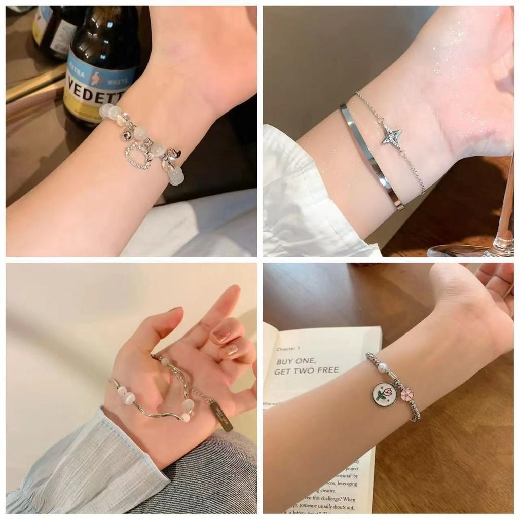 Alloy Stylish Heart Bracelet For Women Modern Highend Fashion Hand Ornament