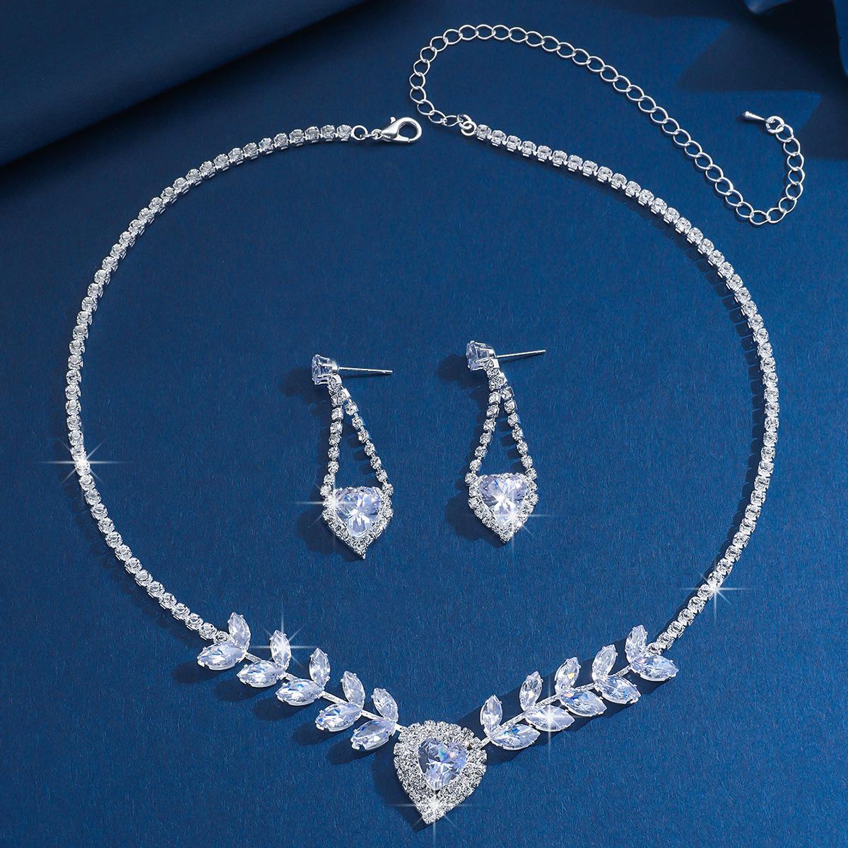 Light Luxury High Quality Full Diamond Crystal Zircon Pink Love Pendant Heavy Industry Design Necklace Earrings Wedding Set