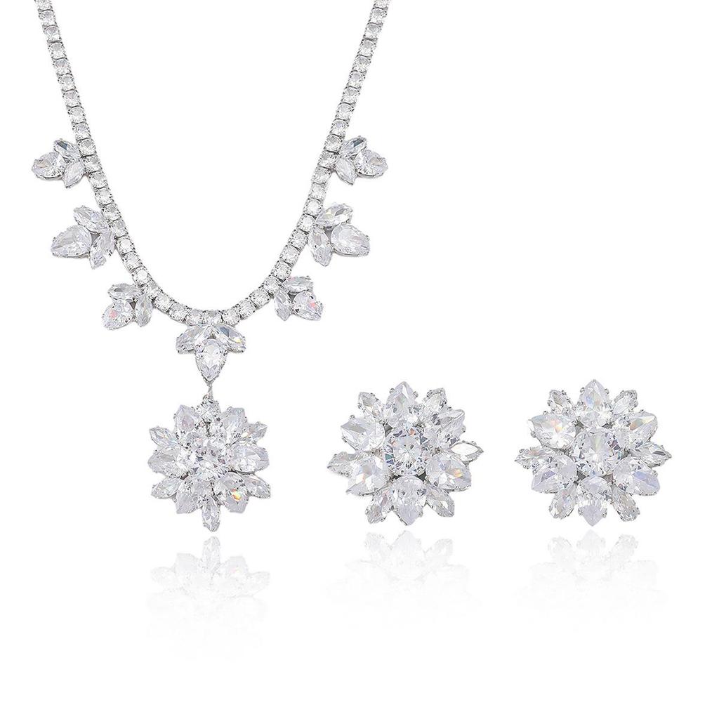 European and American Style Zircon Sunflower Necklace and Earrings Set for Women