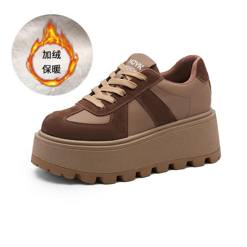 2025 autumn new velvet retro German training shoes women's muffin platform dad small inner height increase women's shoes 9238