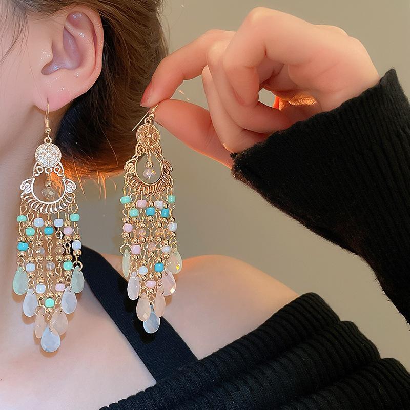 Bohemian Ethnic Style Feathers Fringed Earrings Ear Hooks Personalized Vacation Wind Ears