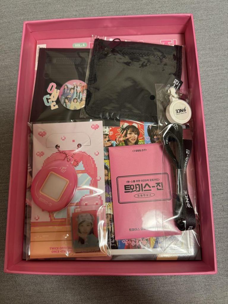 [USED] TWICE Fan Club 4th Generation Benefits