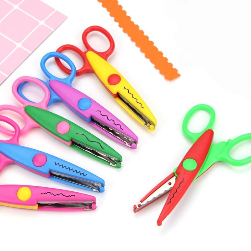 Set da 2/3/4 Pezzi Forbici con Motivo Ondulato Taglierina per Carta Strumenti Fai-da-te Artigianato su Carta Biglietti Foto Forbici Regali per Bambini Forniture per Ufficio