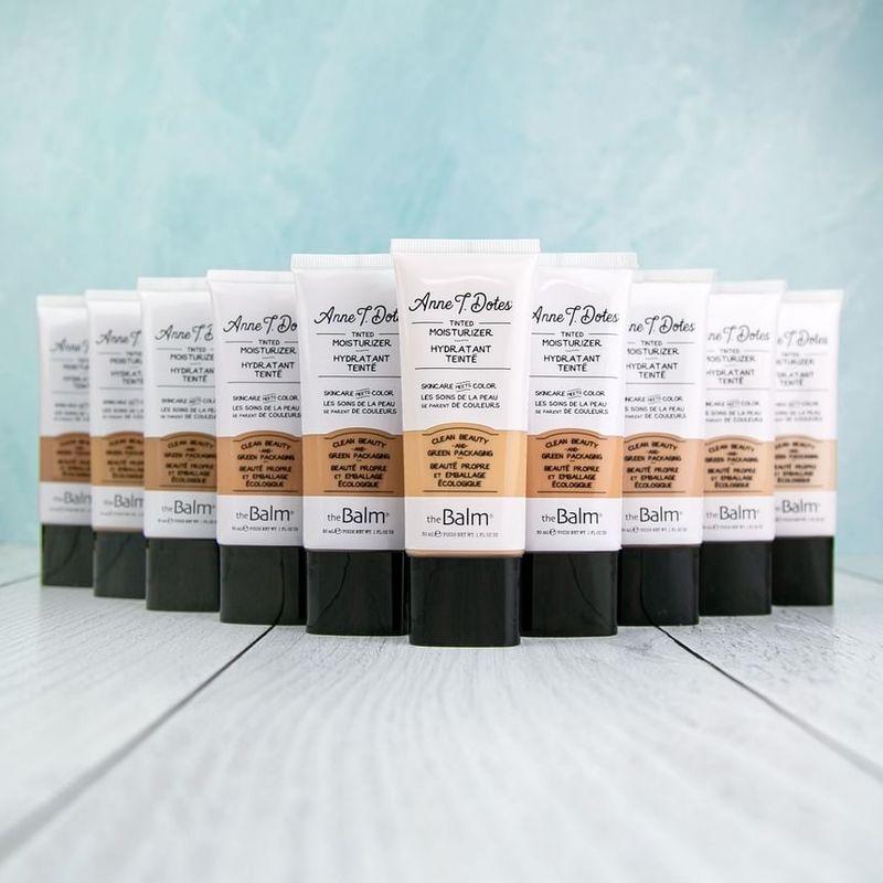 TheBalm - Anne T. Lubie : Nawilżający krem BB