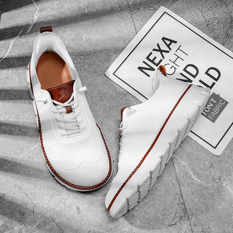 

New large-sized wide-toe casual shoes with breathable and lightweight design. Athletic shoes featuring a e-piece sole, block-s 46