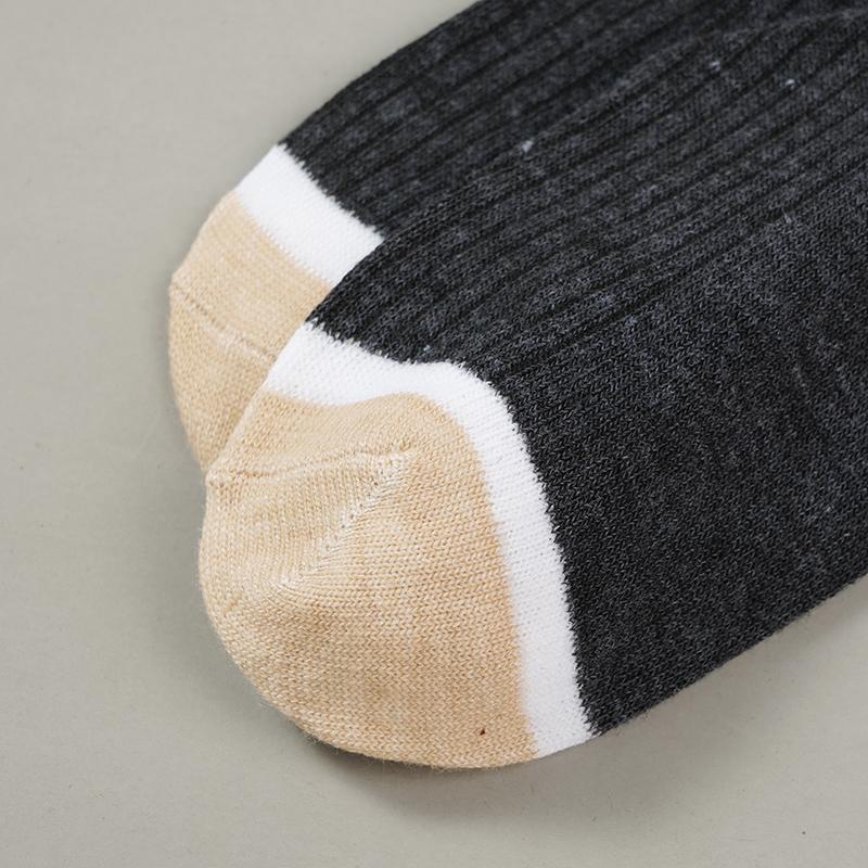 Șosete pentru bărbați cu tub mijlociu Șosete din bumbac de toamnă și iarnă pentru bărbați, absorbanți și dezodorizanți de transpirație, cu scrisoare Șosete sport cu tub înalt