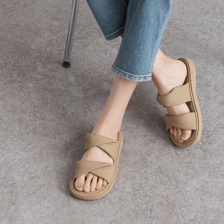 Thick bottom stepping on shit sofa soft slippers new summer wear flat bottom one-word drag comfortable cool slippers women