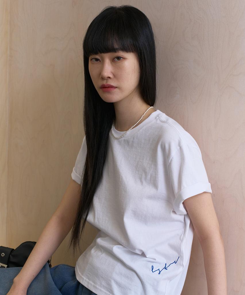 Yuseuteule Waist Embroidered Short Sleeve T-Shirt (White)