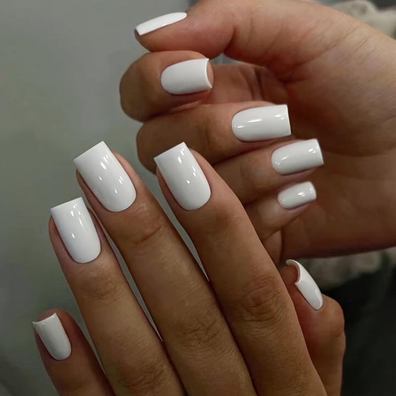 24Pcs Glossy White Press On Nails Medium Square Fake Nails Minimalist Style False Nails Solid Color Full Cover Fake Nails For Women Girls Daily Wear