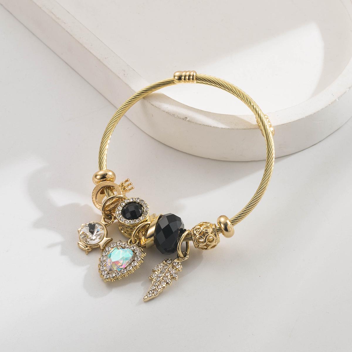 

Stainless Steel Beaded Heart Feather Pendant Bracelet Adjustable Versatile Personality Best Friend Bracelet чорний