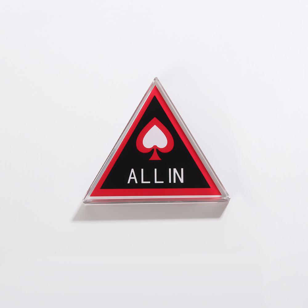 

Кристальный дилерский треугольник, карточные фишки с красной кромкой для Техасского Холдема