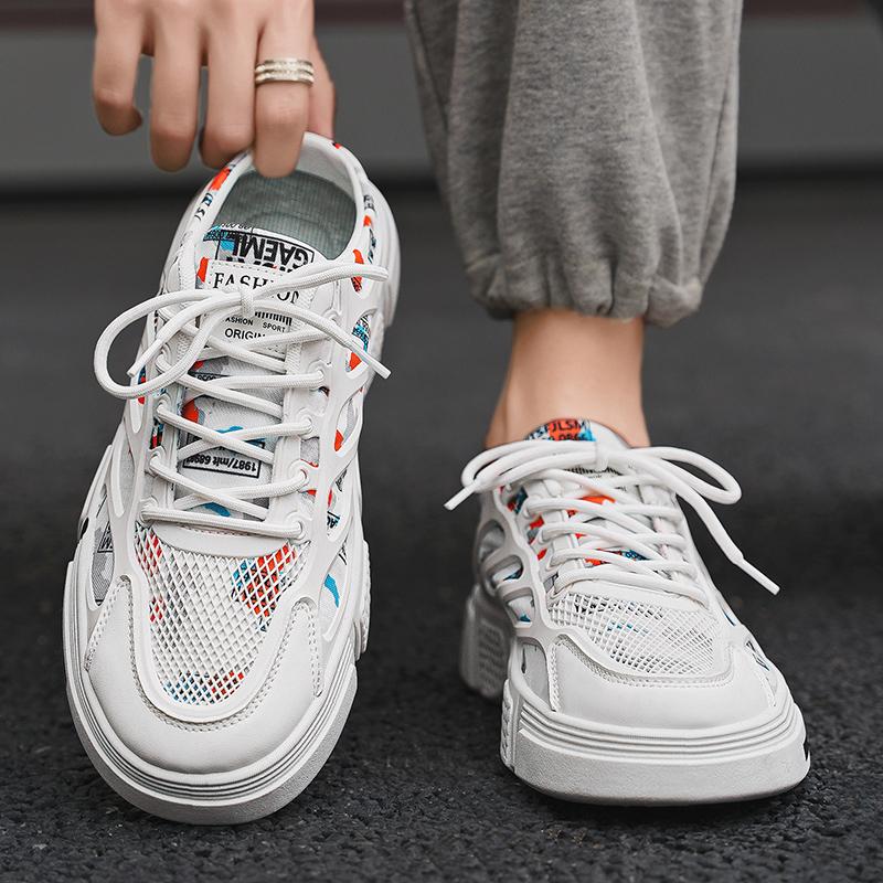 Модные новые стильные лаконичные мужские сандалии без застежек — фото 5