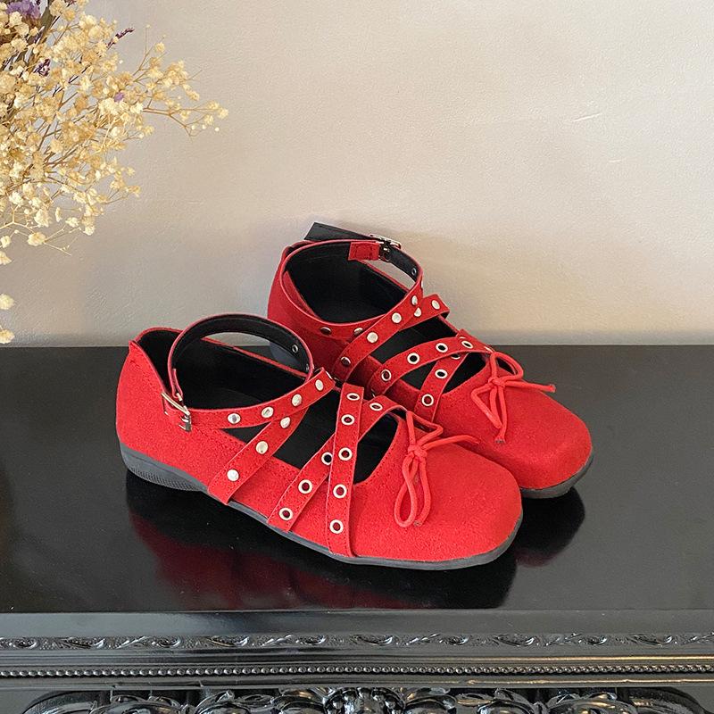 Retro red French flat bottom shallow mouth single shoes women's summer 2025 new models with skirts versatile inner height increase Mary Jane shoes
