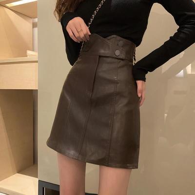 Mizaç Sonbahar Kadın Düz Düğmeli Fermuarlı Asimetrik Yüksek Bel Moda Slim Pu Deri Kısa A Kesim Kalça Sarma Etek