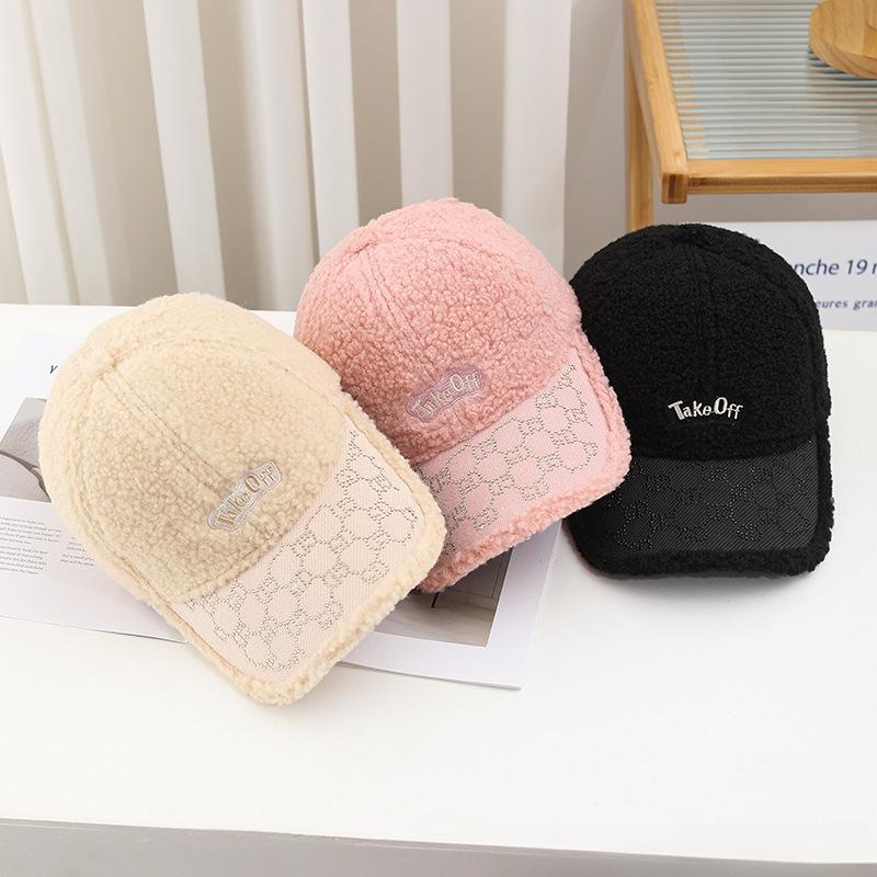New Winter Women's Hat Versatile Imitation Lamb Fur Thickened Warm Baseball Cap for Women Fashionable Women's Black Baseball Cap