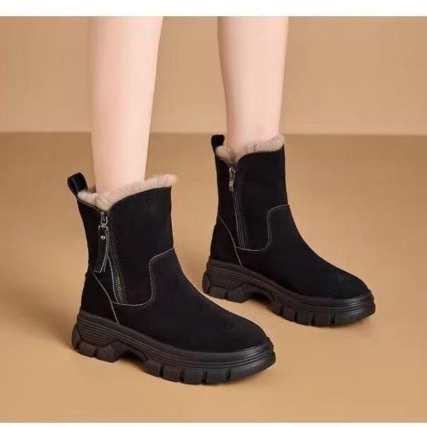 Thick-soled snow boots, piled and thickened in winter, new large cotton shoes, heightened warm boots 35 чёрный