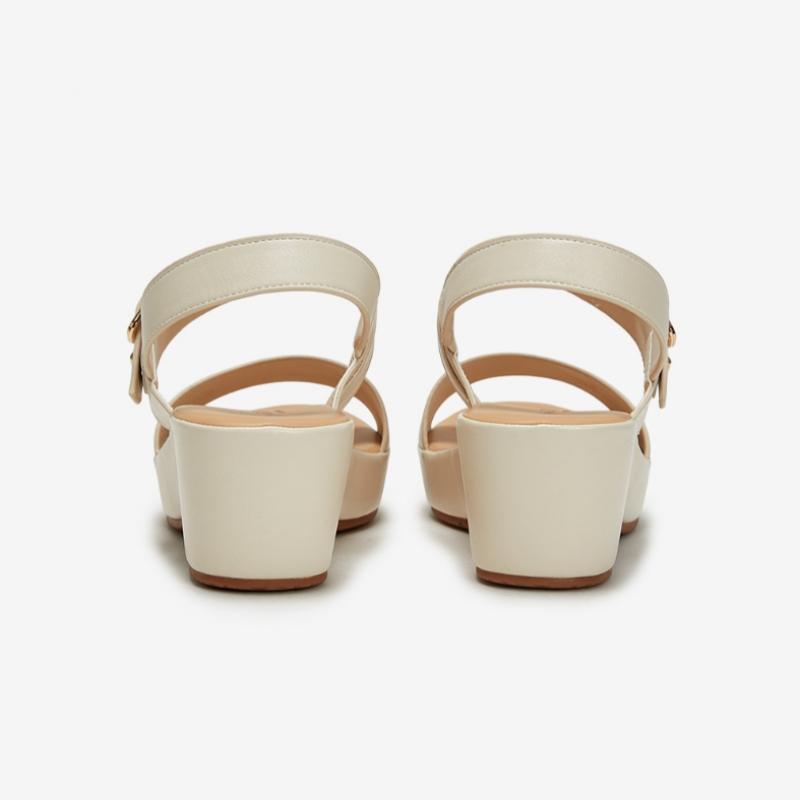 Portfolio Portfolio By ESquire Women S Two Band Wedge Platform SandalS Ivory