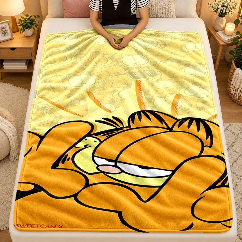 Flannel BlanketGarfield cartoon Warm Soft Throw Blanket for Indoor Sofa Bed Living Room Use