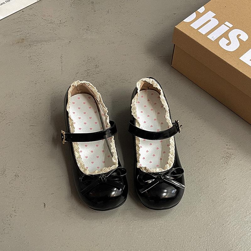 Round head heightening French versatile thick heel shallow mouth Mary Jane single shoes women's new spring and summer niche skirt small leather shoes