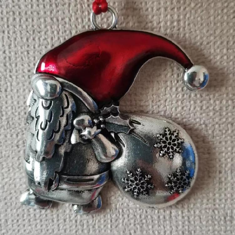 Christmas Tree Decoration Metal Dwarf Pendant Festival Tree Hanging Ornament for Mantels Table Living Room Bedroom