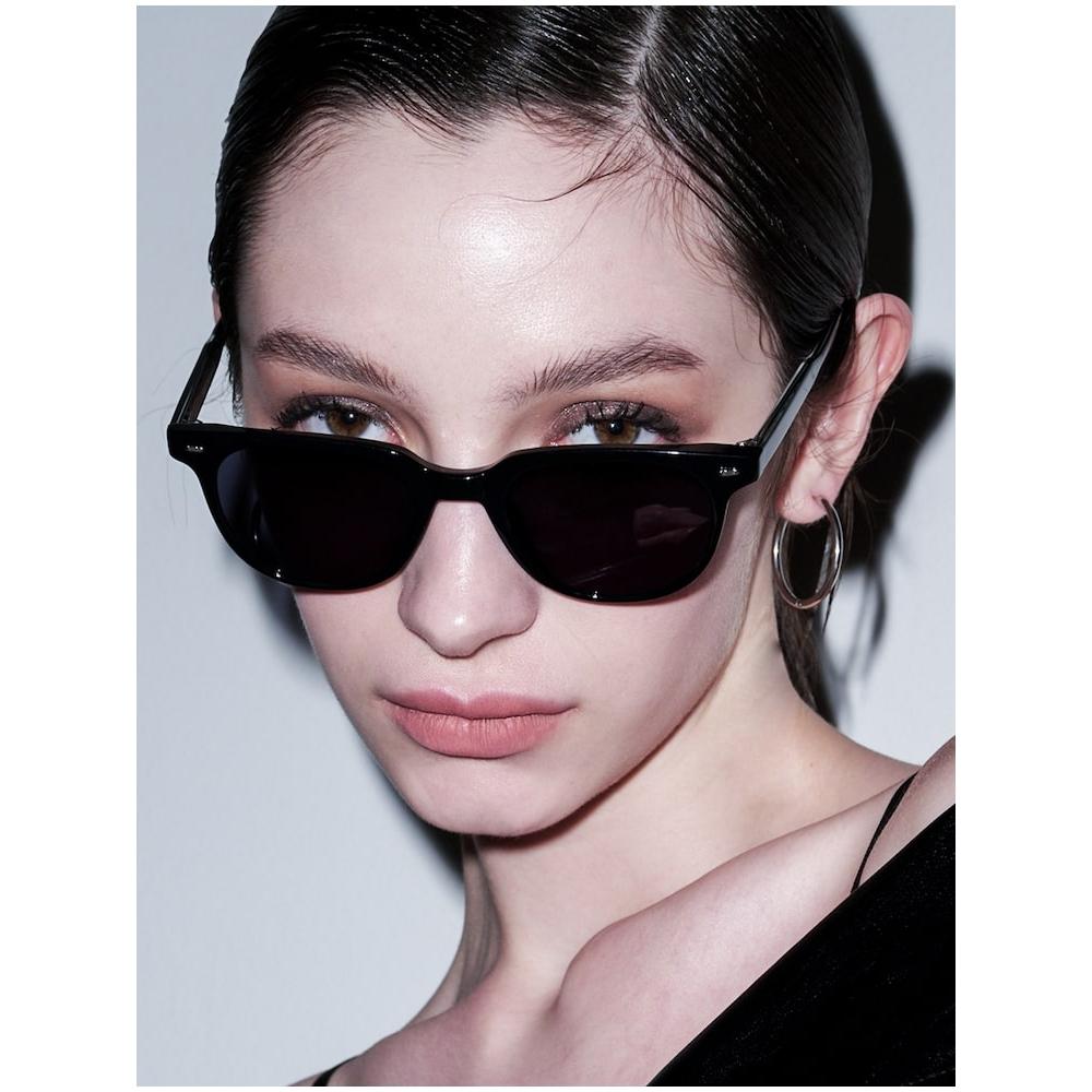 

Blue Elephant Deia Black qqnDeia Black FREE