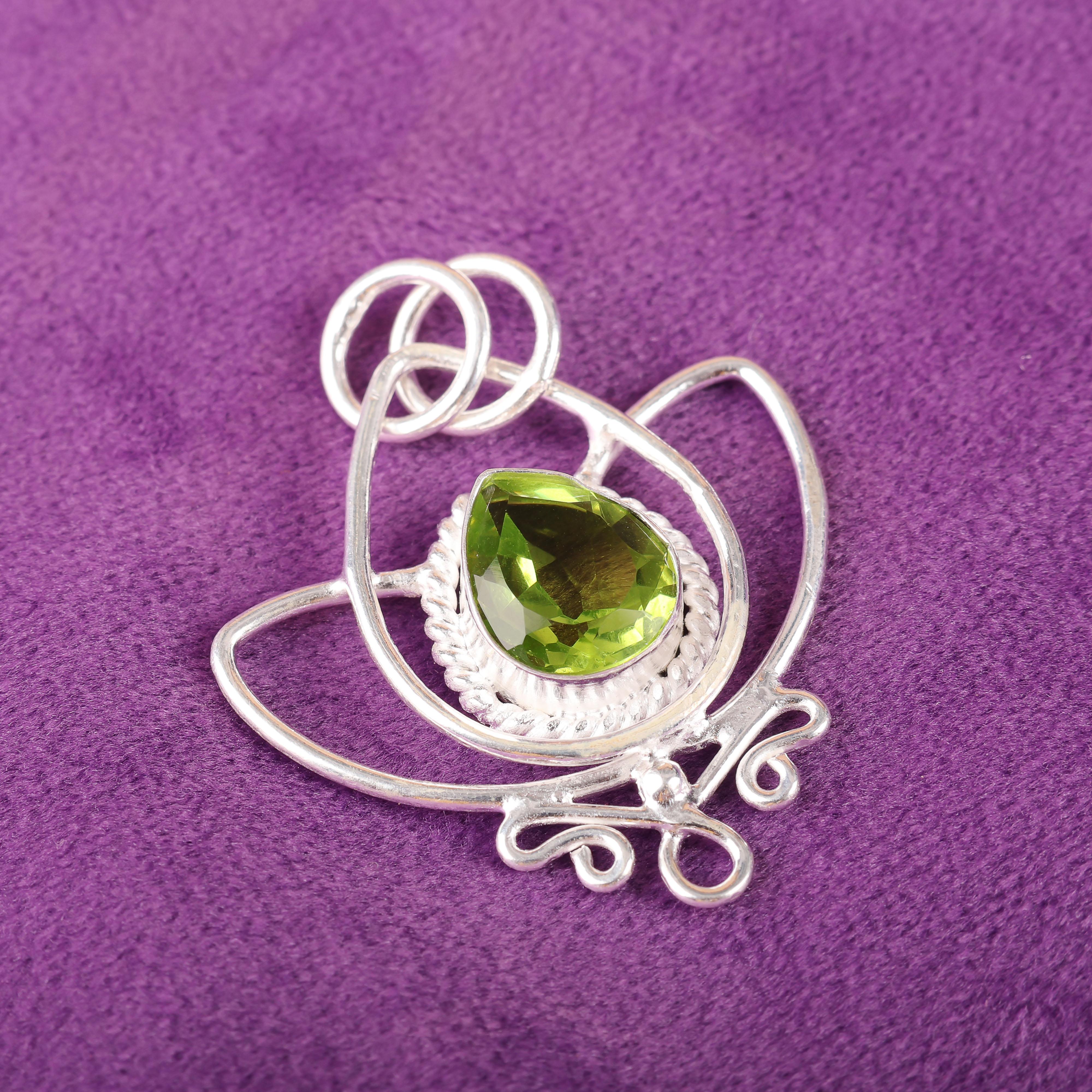 

Кулон с перидотом, ювелирное украшение из драгоценного камня, кулон из стерлингового серебра 925 пробы, ювелирное изделие ручной работы, кулон с камнем-талисманом, подарок для нее 1.44 Inches зелёный