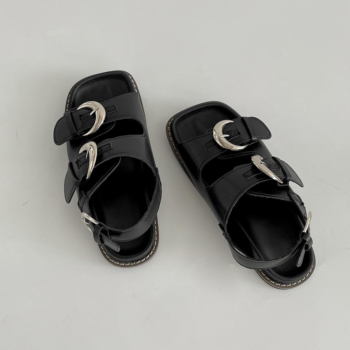 Popular silver flat-bottomed one-word sandals for women s summer wear with skirts and non-slip sandals 35