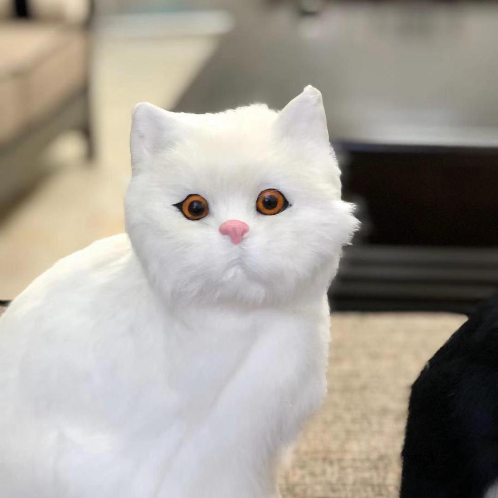 Simulated Kitten Squatting Cat Fur Craft, Zodiac Animal Figurine Toy for Dogs, Cats, and Rabbits.