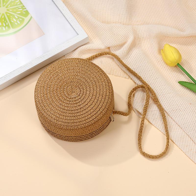 Children's bags Girls messenger bags New summer woven straw bags Seaside vacation girls round shoulder bag