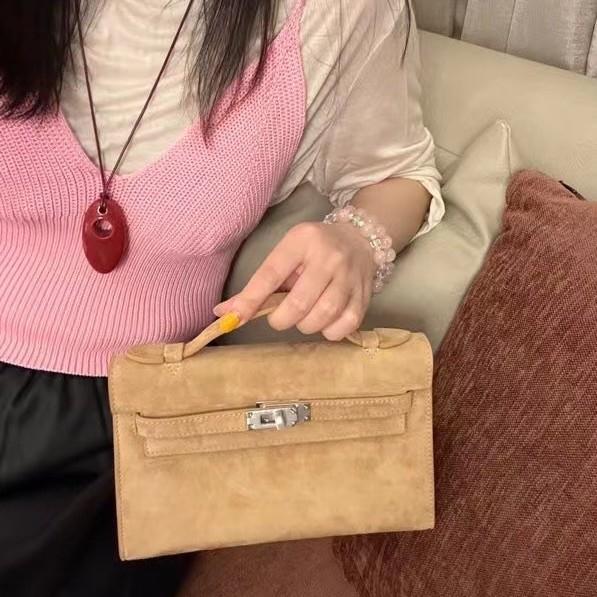 A Generation Of Sheepskin Lambskin Bag Real Leather Women's Bag Retro Cowhide Single Shoulder  Bag Handheld Small Bag