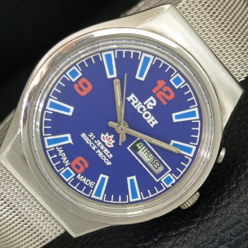 

RICOH R31 AUTOMATIC VINTAGE JAPAN MENS BLUE COLOR DIAL WATCH a707717-1