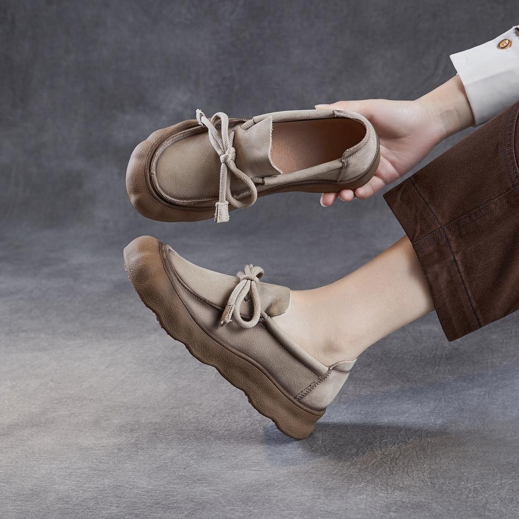 Die erste Schicht Rindsleder Retro Schnürschuhe Damen Herbst Neu Runde Spitze Weiche Sohle Weiches Leder Einzelne Schuhe
