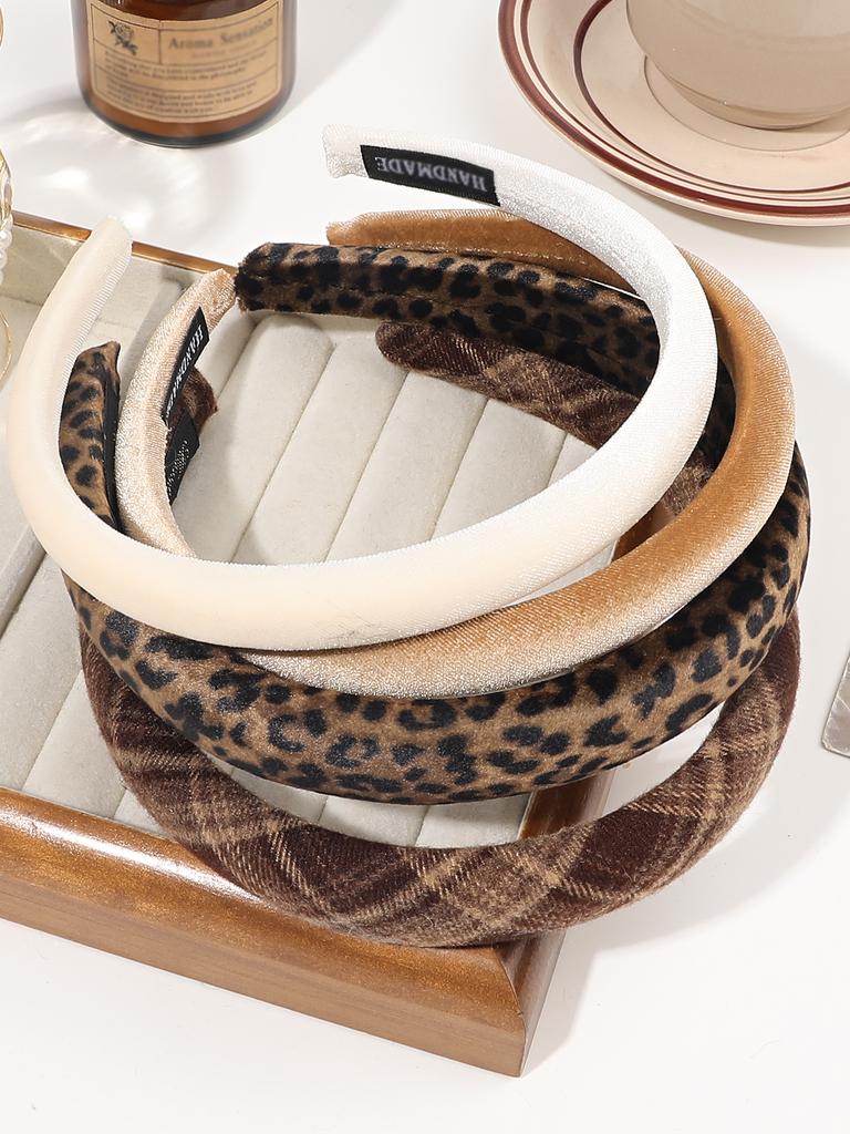 1 Pcs Fashion Plaid Headbands for Women Girls,Vintage Velvet Headband,Leopard Headbands,Non Slip Padded Headbands