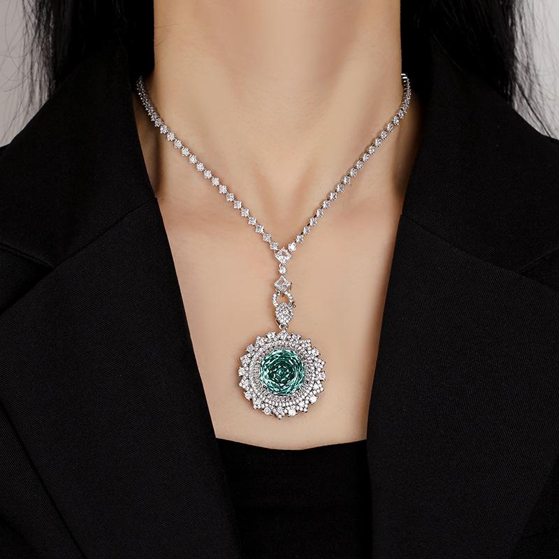 Jewelry Copper Bottom Gold-Plated Rose Chepala Green Sunflower Pendant Main Stone 18Mm