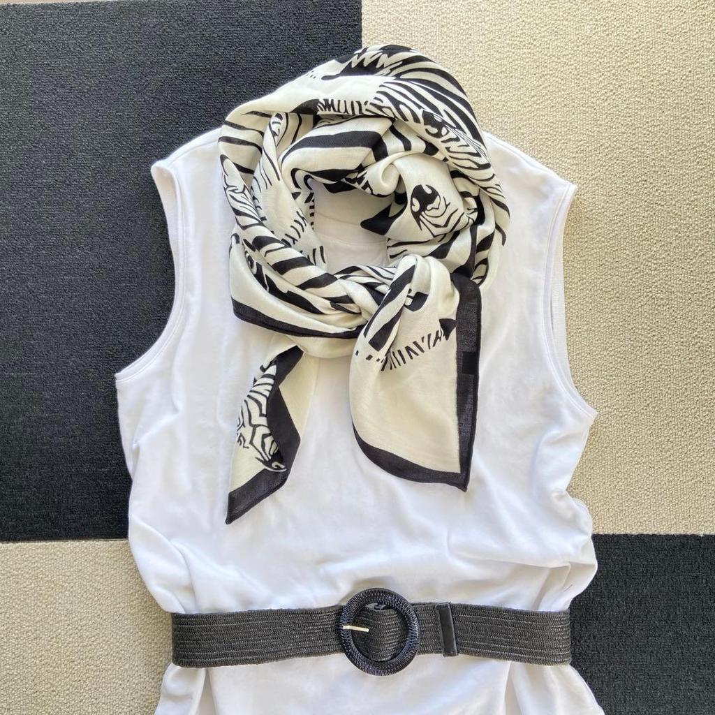 Used Imported scarf, monotone square scarf, horse pattern black & white