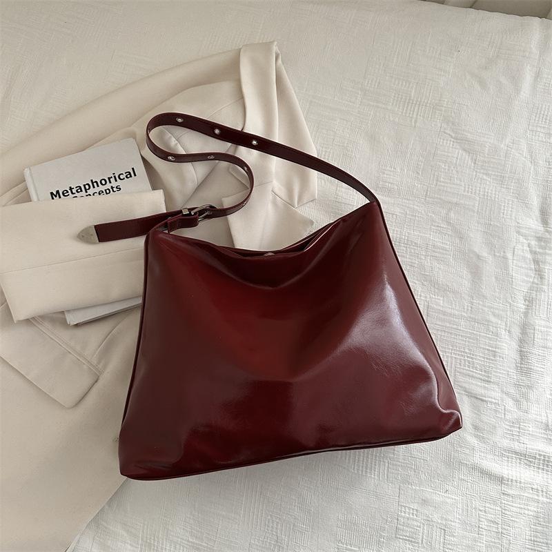 Spring and summer niche fashion versatile big bag women's 2025 new trendy shoulder underarm bag messenger tote big bag