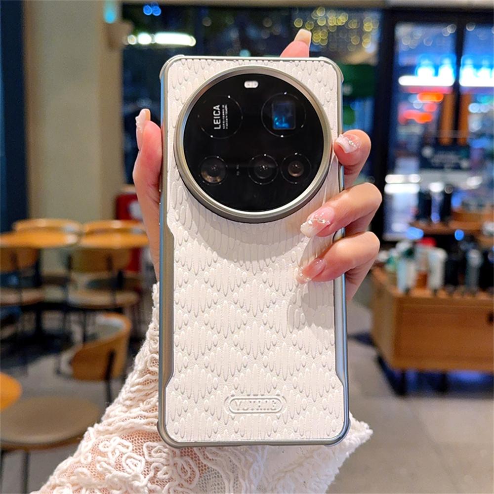 

YUTRNG For Xiaomi 15 Ultra Case Wave Texture PU Leather+PC Magnetic Phone Cover Black