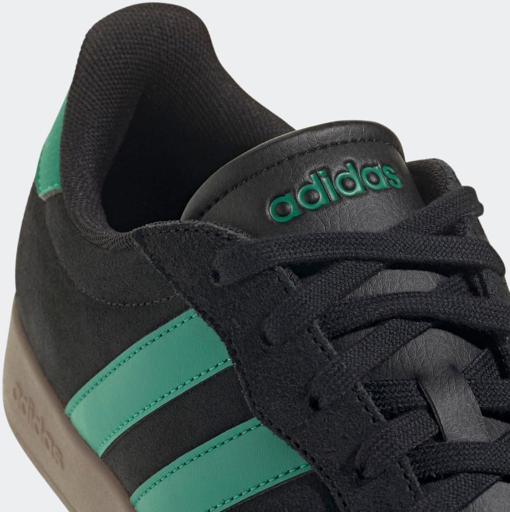 Adidas Barreda Sneakers Core Black Court Green Gum5