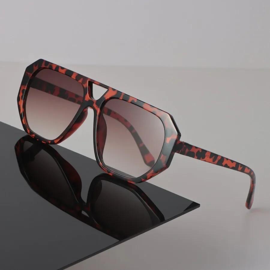 Square Sunglasses Women Men Vintage Stylish Mirror Minimalist Lens Sun Glasses Female Male Cool Personality