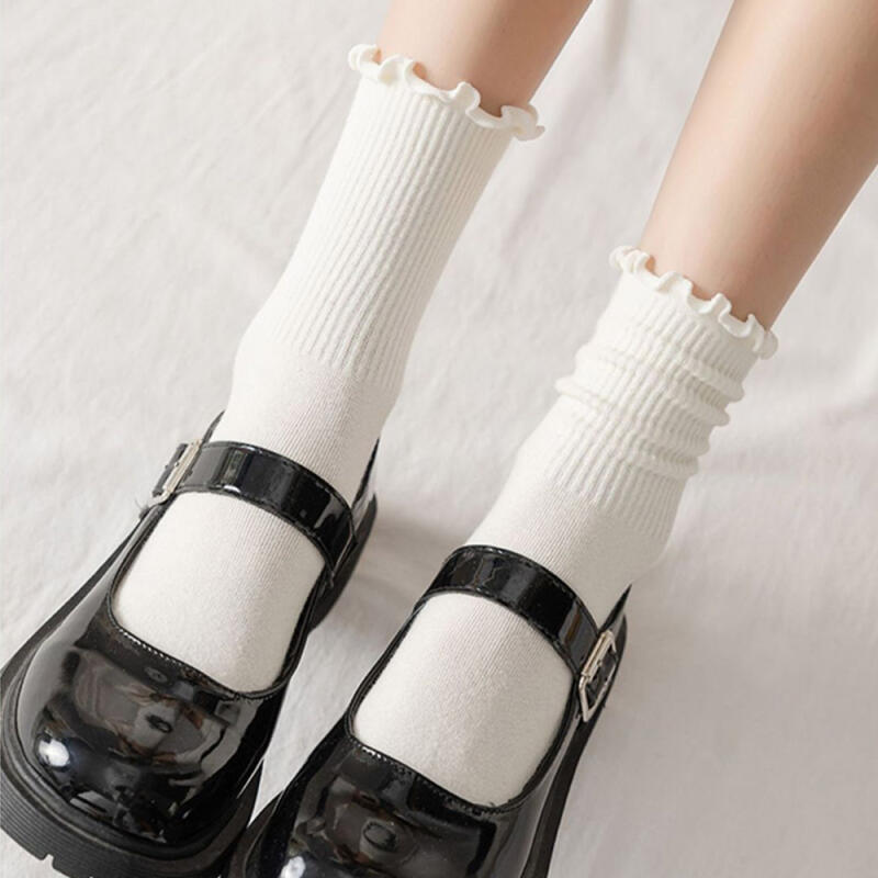 Ruti Golji Frill Lace Compression-Free Socks Plain white