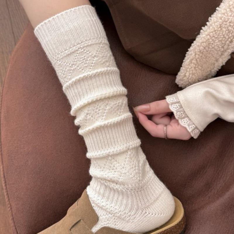 Diamond-patterned Wool Trend Leg Warmers, Slimming and Beautiful Legs, Warm and Thick Knitted Sock Sleeves, Long Tube Style, Paired with Long Boots.