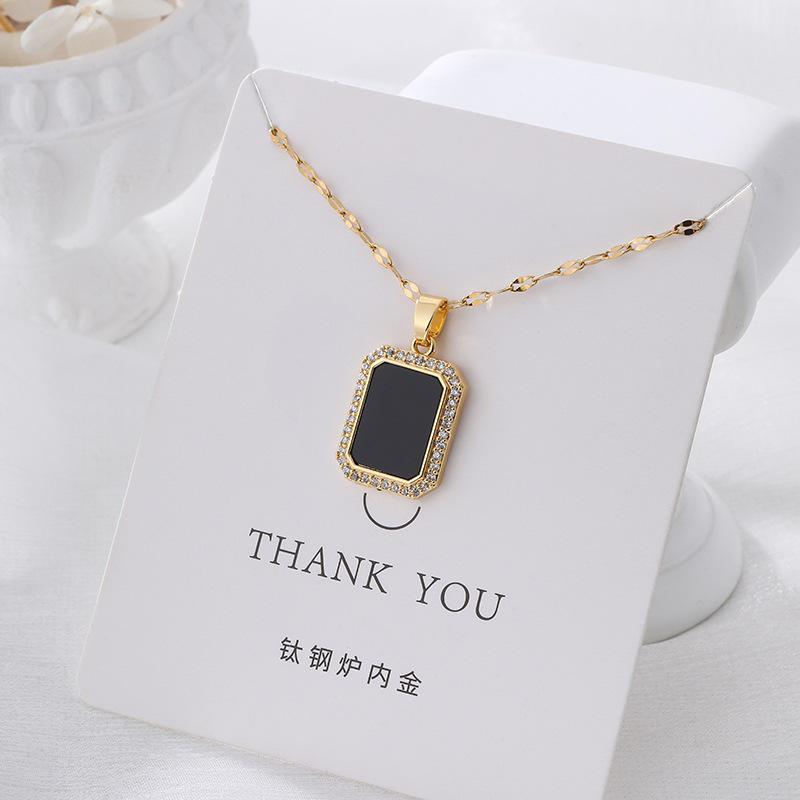Versatile Luxury Titanium Steel Necklace with a Colorfast Pendant - Simple Niche Design Clavicle Chain for Women.