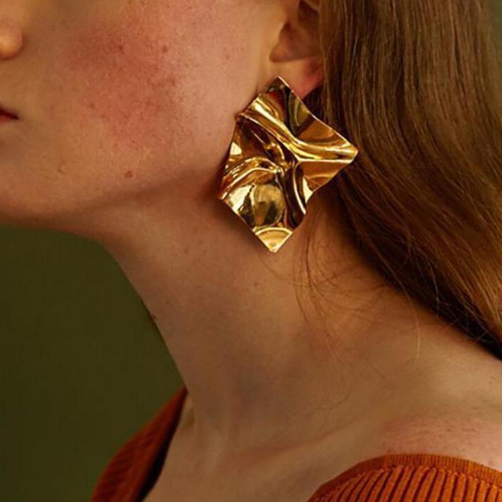 Exaggerated Geometric Mirror Earrings: Bold, Trendy Statement for Women