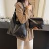 Retro underarm shoulder large capacity bag women's 2025 new autumn and winter mother bag tote bag commuter bag