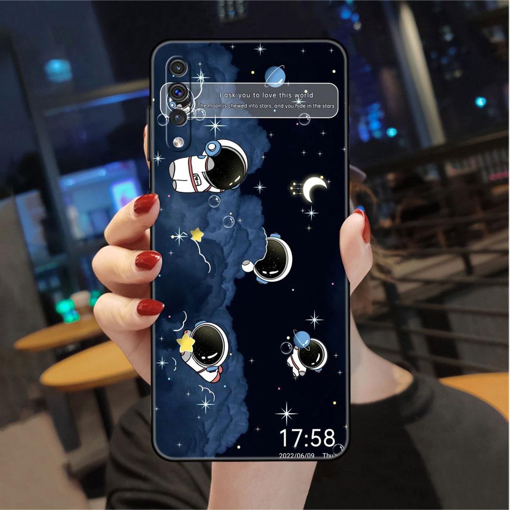 Astronaut Universe Case For Samsung Galaxy A50 A02s M31 A70 A30 A10 A20e A40 A10s M30s M51 M52 M22 M32 Black Phone Cover