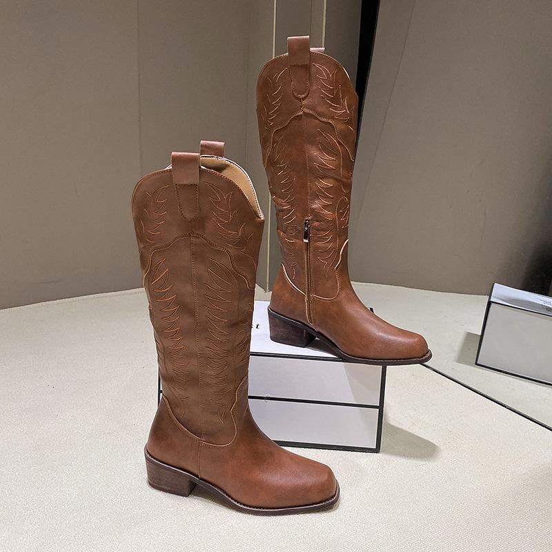 Vintage square head thick heel western cowboy boots women's V-mouth embroidered knight boots 2025 new side zipper boots