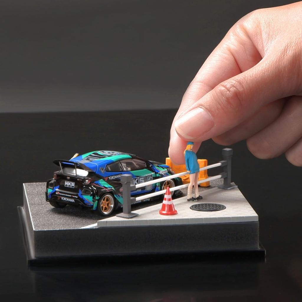 Shoucangjia Diecast Car Display Case for Hot Matchbox Clear Acrylic Showcase Miniature Scene Model Diorama Garage Parking Lot Collection Display Gift