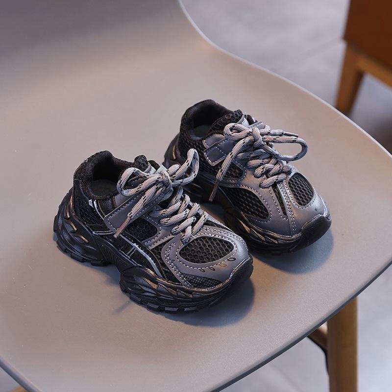 

Кроссовки для мальчиков весна-лето 2025, новые детские кроссовки папины , дышащие сетчатые, повседневные сетчатые кроссовки для девочек 21-25 yards 5 pairs in one hand чёрный